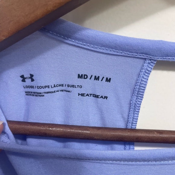 Under Armour long sleeved t- shirt - Picture 4 of 5